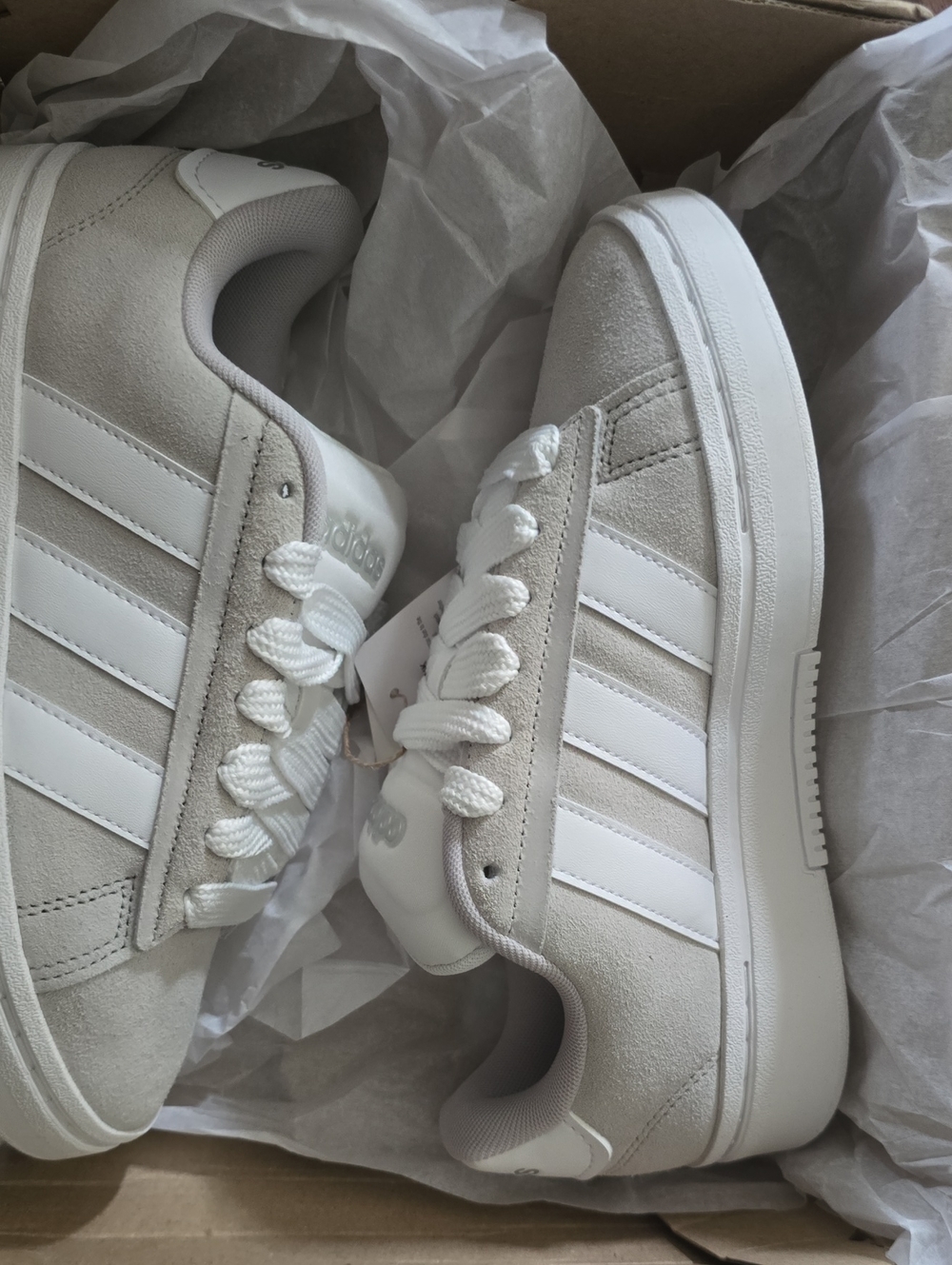 adidas Suede Low-Top Sneakers in Light Gray and White